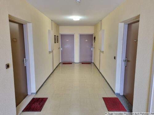 20 Wohnungseingang - 