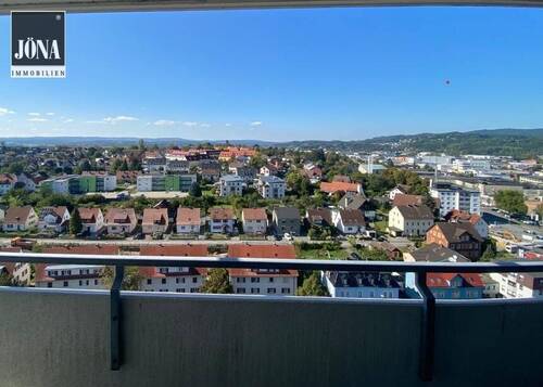Bild 1 - RESERVIERT! Sofort beziehbar! Schön geschnittene 4-Zimmer-Wohnung mit Weitblick über Kulmbach