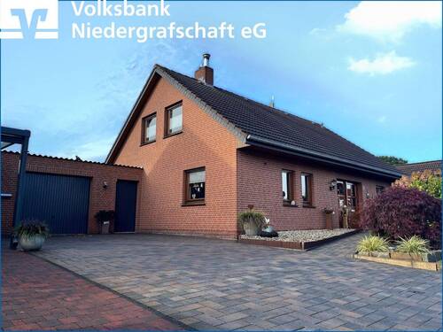 Vordere Ansicht - Hier ist Platz für die große Familie