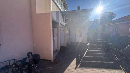 Bild 1 - NEU: Charmante 3-Zimmer-Wohnung mit idyllischem Außenbereich in Lauenburg!