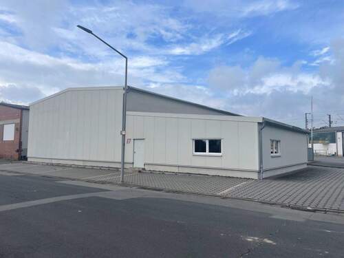 IMG_0955.jpg - Flexibel, Geräumig, und Optimal gelegen! LagerProduktionshalle in verkehrsgünstiger Lage von Vellmar