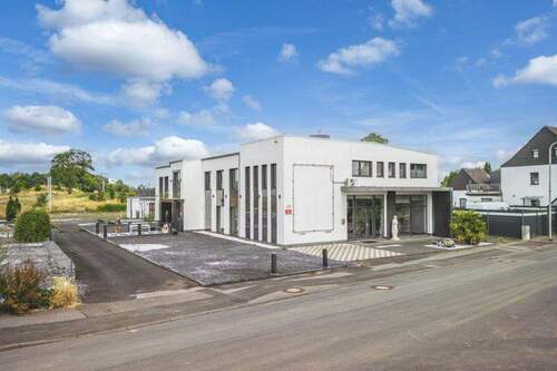 Vorderansicht - Halle in Herzogenrath