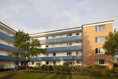 Bild 2 - 2 Zimmer Etagenwohnung zur Miete in Norderstedt