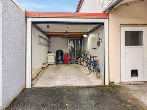 Garage - 
