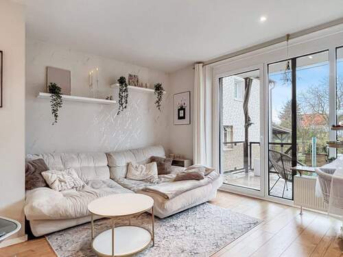 Wohnzimmer - Etagenwohnung mit 67,50 m&sup2; in Hessisch Oldendorf zum Kaufen