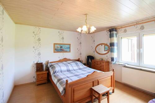 Schlafzimmer WE2 - 7 Zimmer Mehrfamilienhaus, Wohnhaus in Wetzlar