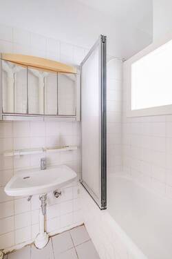 Bad - Etagenwohnung mit 37,00 m² in Berlin zum Kaufen