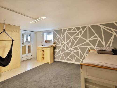 Schöner Hobbyraum im Untergeschoss - 