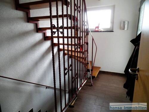 Eingang/ Treppenhaus - 