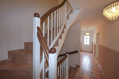 Treppenhaus EG ins OG - 