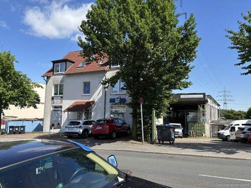 Vorderansicht - Attraktive Gewerbeimmobilie mit besten Verbindungen!