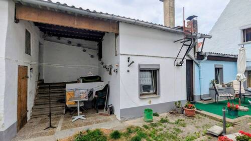 Empore zu Werkstatt und Keller - Einfamilienhaus mit 130,00 m² in Laas zum Kaufen