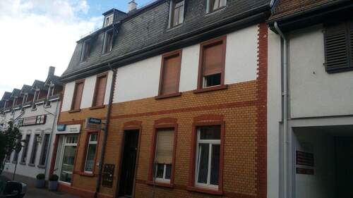 Hausansicht von vorne - 