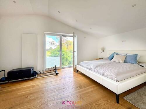 Geräumiges Elternschlafzimmer - Einfamilienhaus mit 252,00 m² in Braunschweig zum Kaufen