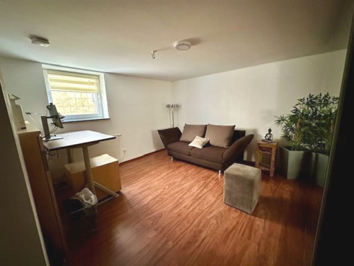 Büro/Gästezimmer UG - 