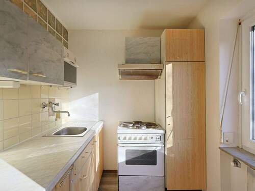 Separate, helle Küche - 1 Zimmer Etagenwohnung in Wildberg