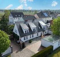 233 m² Wohnfläche: großzügiges Familienhaus mit Sommergarten, PV & großem Grundstück - Weißandt-Gölzau Klein-Weißandt