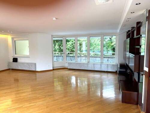 IMG_3937.JPG - großzügig geschnittene Penthouse Wohnung nahe Olympiastadion