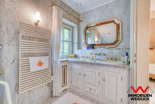 Waschtischanlage im Bad - 