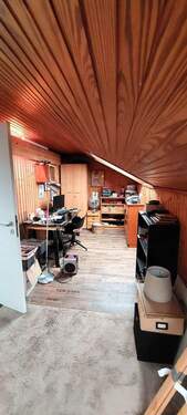 Dachgeschoss Büro.jpg - 