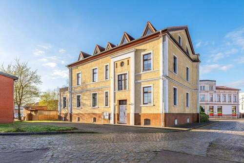 Ansicht Hofseite - 8 Zimmer Mehrfamilienhaus, Wohnhaus zum Kaufen in Neustadt (Dosse)