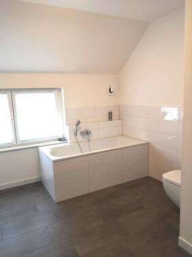 Bad1 - 4 Zimmer Reihenmittelhaus zur Miete in Königs Wusterhausen