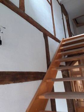 Aufgang ins OG - 7 Zimmer Bauernhaus, Landhaus in Wedemark
