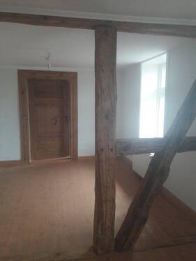 Zimmer OG mit historischer Tür - Bauernhaus, Landhaus mit 200,00 m&sup2; in Wedemark zum Kaufen
