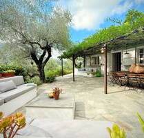 Exklusives Landhaus mit Gästehaus in traumhafter Lage über Apricale TI AP 1019