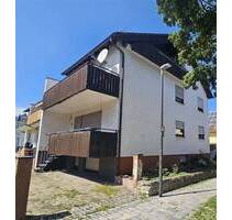 In ruhiger und sonniger Lage - REH mit drei Balkonen und Stellplatz - Herbrechtingen