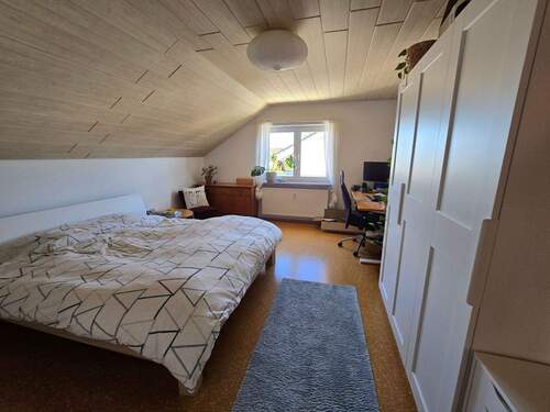 Schafzimer mit viel Platz.jpg - 