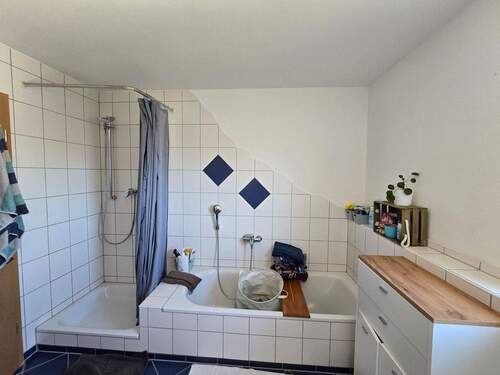 Badewanne & Dusche.jpg - 