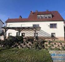 Einfamilienhaus mit Einliegerwohnung und schöner Aussicht in Großhabersdorf!