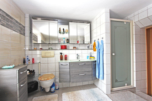 Modernisiertes Bad EG - 