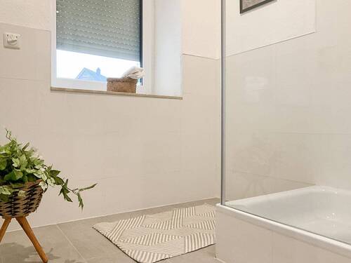 Dusche - 2 Zimmer Etagenwohnung in Schönwalde am Bungsberg