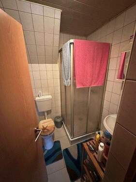 Bad.jpg - 5 Zimmer Mehrfamilienhaus, Wohnhaus in Mücheln (Geiseltal)