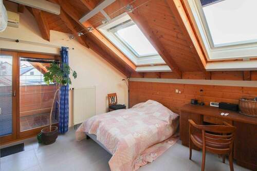 Schlafzimmer DG (2) - 