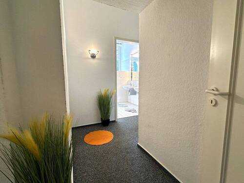 Zurück zum Haupteingang... - 