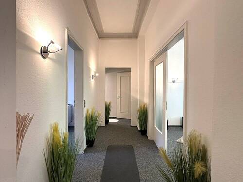 Der moderne und helle … - Büro mit 215,00 m&sup2; in Königswinter / Oberpleis zur Miete