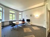 Erstes Bürozimmer... - 
