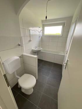 Bad - 3 Zimmer Etagenwohnung in Hannover