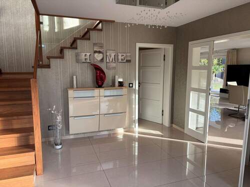 24 WhatsApp Image 2026-01-06 at 15.32.37 (4).jpeg - 