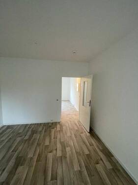 Bild 4 - Etagenwohnung mit 66,00 m&sup2; in Walddrehna zur Miete