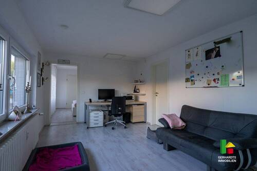 Büro EG - 