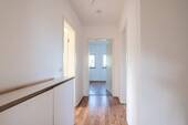 18322 Flur - 