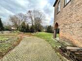 Gartenfläche - Mehrfamilienhaus, Wohnhaus in Hohenmölsen