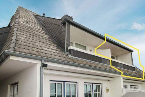 Rückwärtige Ansicht mit Loggia - 