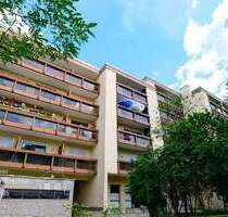 Helle 3 Zimmer Wohnung, mit Balkon zum Innenhof - München Laim