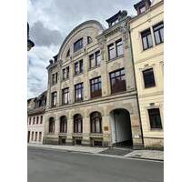 Vielseitig nutzbare Gewerbeeinheit in einem repräsentativen Geschäftshaus zu vermieten in Oschatz auch Etagenweise als Teilfläche