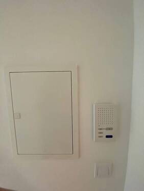 Kabelkanal/Gegensprechanlage - 